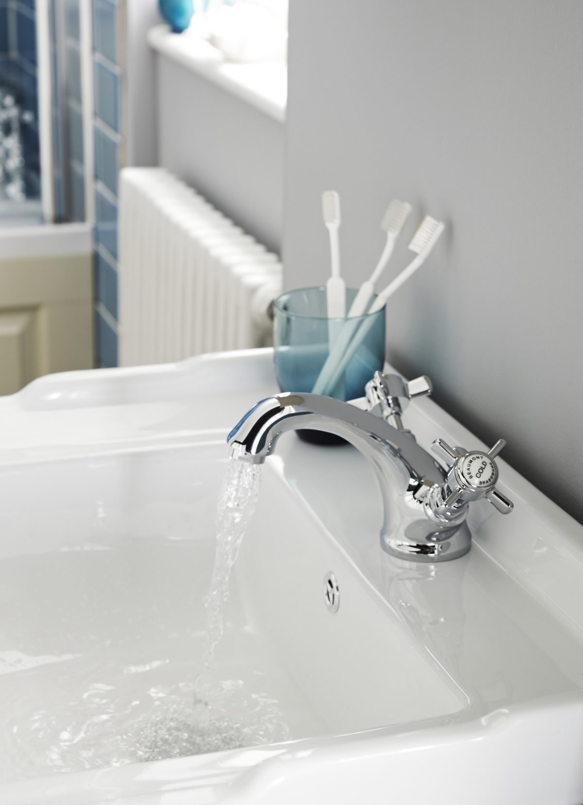Luxury Mono Basin Mixer - Image 2